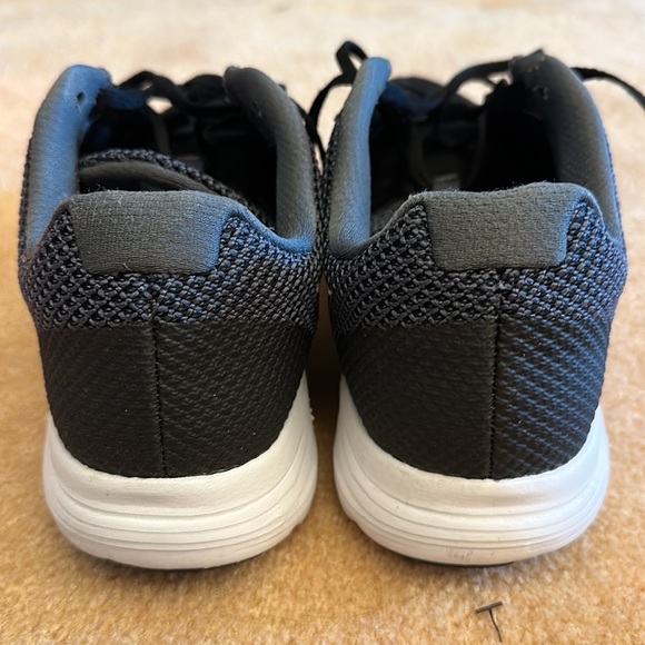 Nike Men'd Revolution 3 Running Shoe - Black- 9.5 - Picture 4 of 7